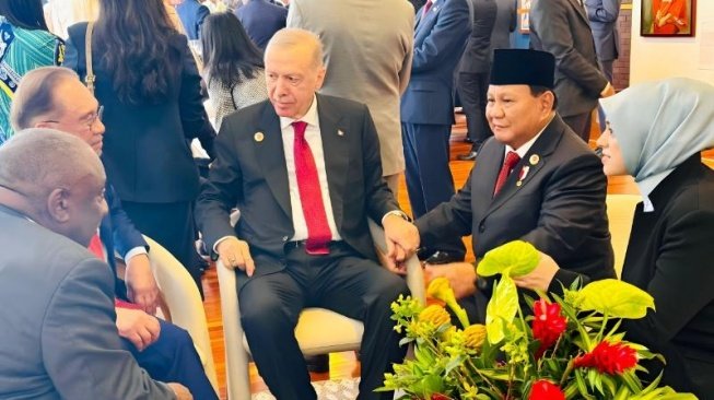 Momen Akrab Presiden RI Duduk Bareng Pemimpin Negara di KTT G20