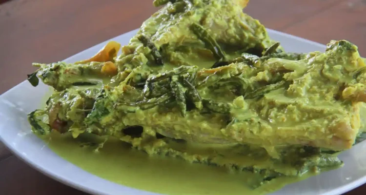 Gulai Kapalo Lauak Hidangan Ikonik dari Pesisir