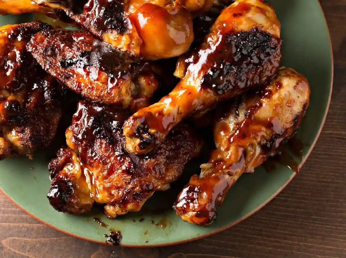Ayam Bakar Madu, Sajian Manis Gurih yang Selalu Bikin Meja Makan Ramai